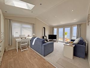 Living- click for photo gallery